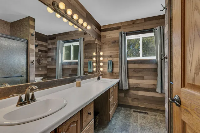 $479,900 | 29498 91st Avenue, St. Joseph, MN 56374