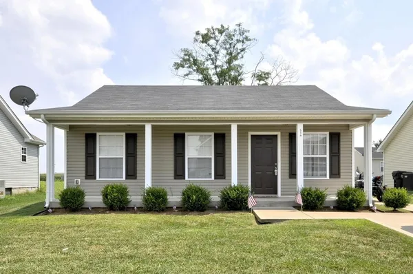 $1,300 | 516 Fox Trot Drive, Clarksville, TN 37042