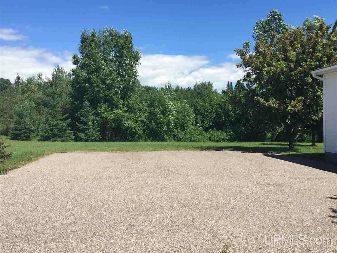 46870 Pilgrim Road Houghton, MI 49931 - Photo 15 of 16 Gallery Image 15