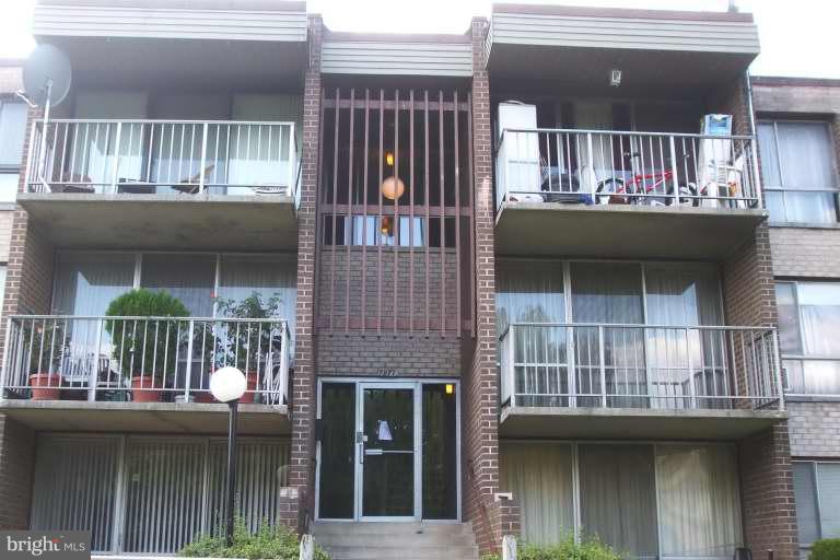 Exterior (Main)