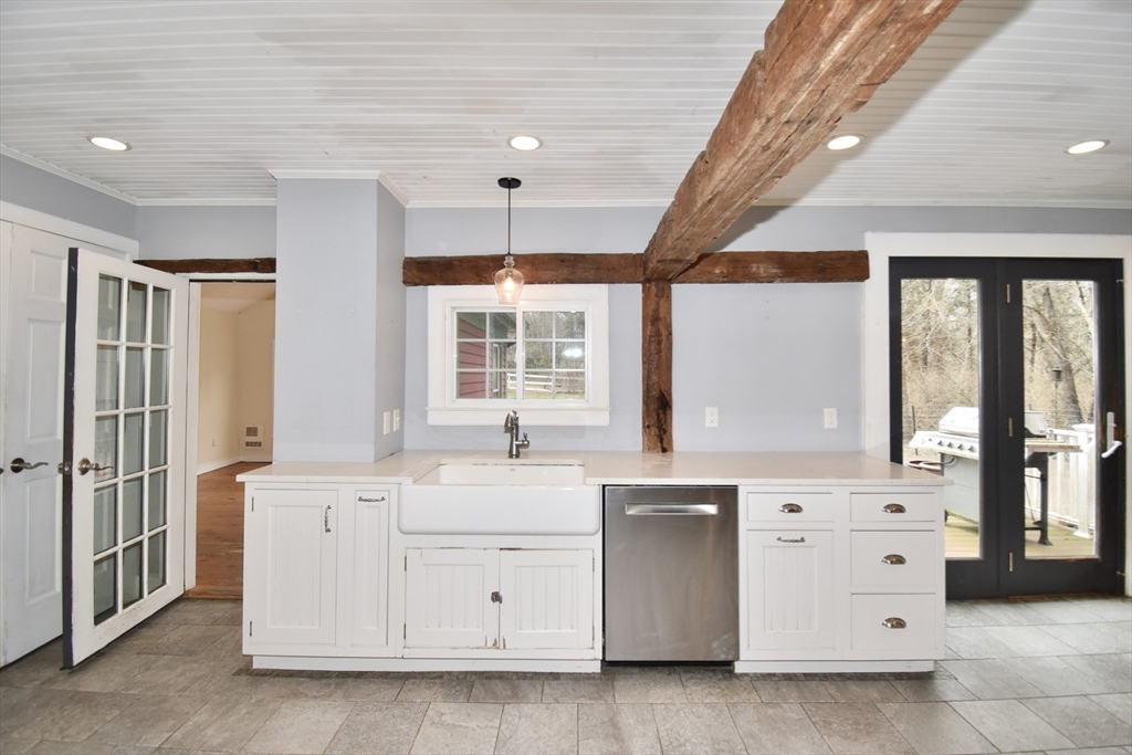 281 Mill Valley Road Belchertown, MA 01007 - Photo 8 of 41 Gallery Image 8