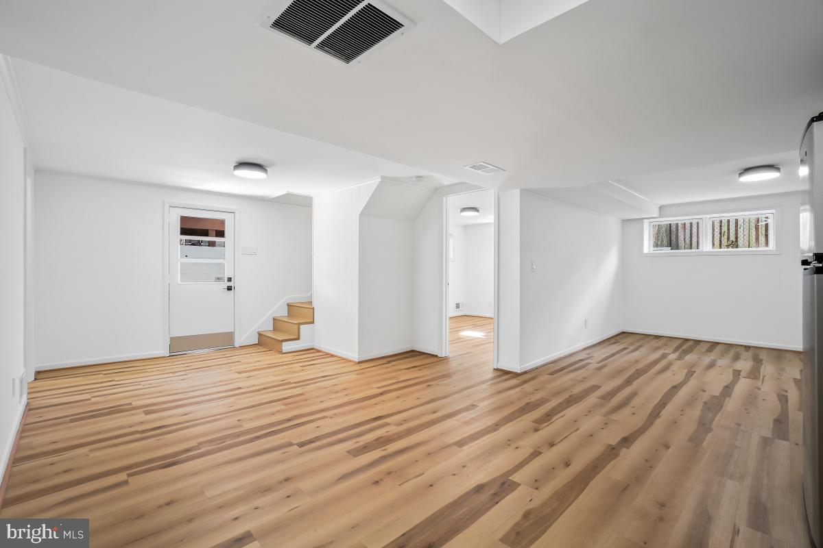 10019 Greenock Road Silver Spring, MD 20901 - Photo 20 of 33 Spacious basement