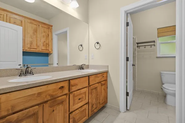 $699,900 | 4750 Pheasant Drive, Anderson, CA 96007