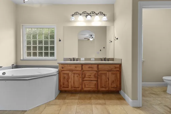 $699,900 | 4750 Pheasant Drive, Anderson, CA 96007