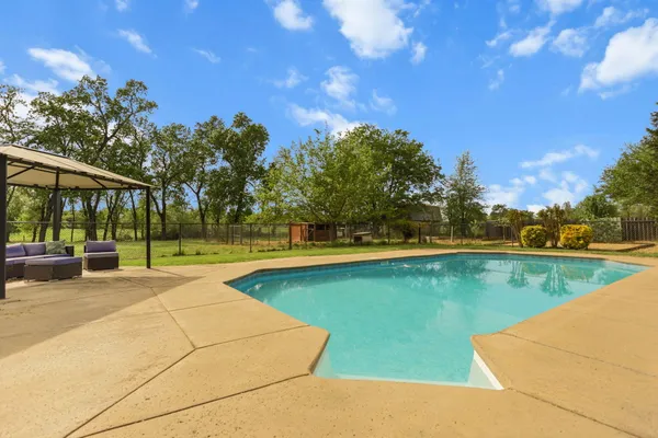 $699,900 | 4750 Pheasant Drive, Anderson, CA 96007