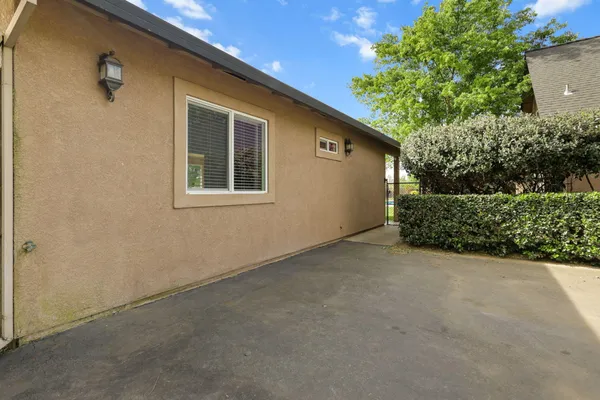 $699,900 | 4750 Pheasant Drive, Anderson, CA 96007