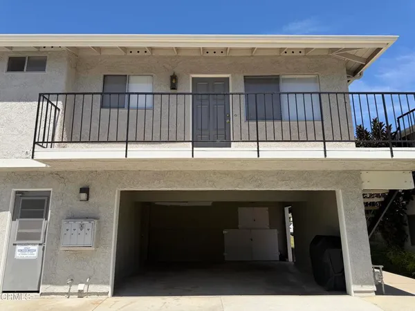 $2,650 | 1127 Acadia Place, Ventura, CA 93003