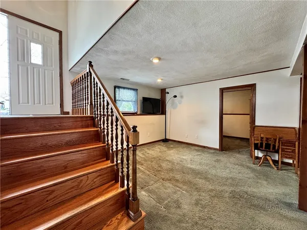 $499,900 | 15 Palm Boulevard, Warwick, RI 02888