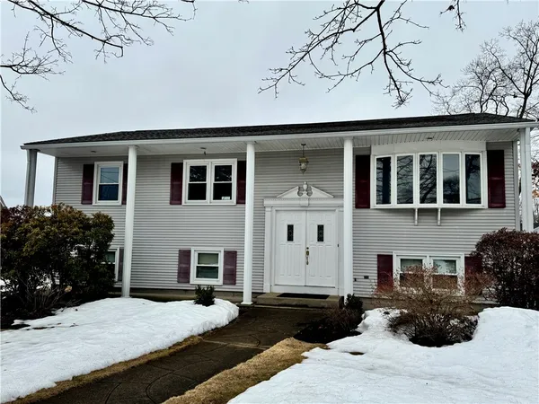 $499,900 | 15 Palm Boulevard, Warwick, RI 02888