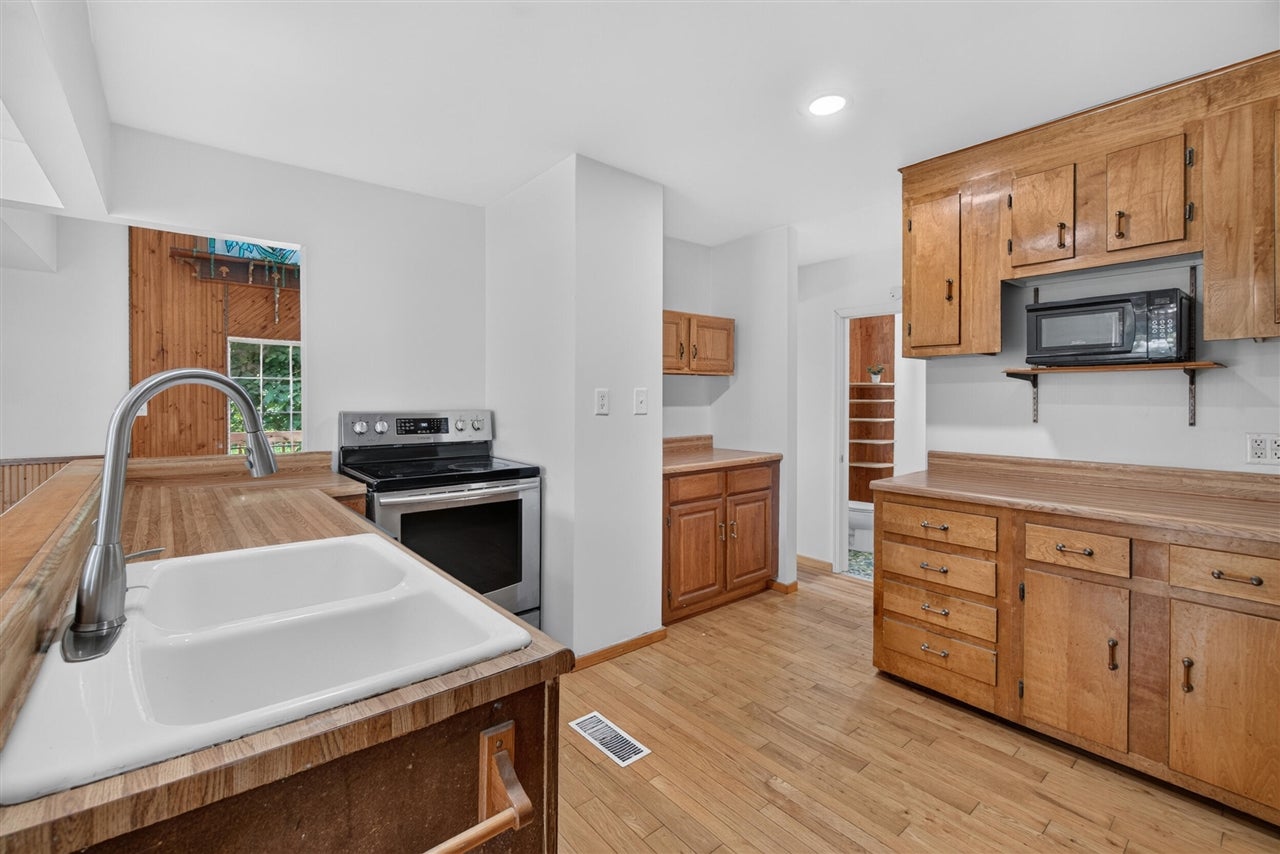 18600 Manitou Road Addison, MI 49220 - Photo 24 of 55 Gallery Image 24