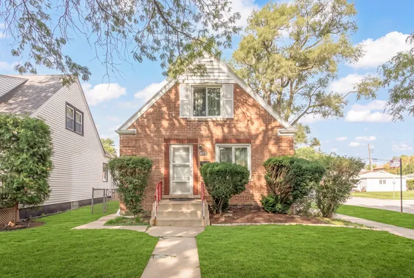 $269,000 | 3354 North Paris Avenue, Chicago, IL 60634