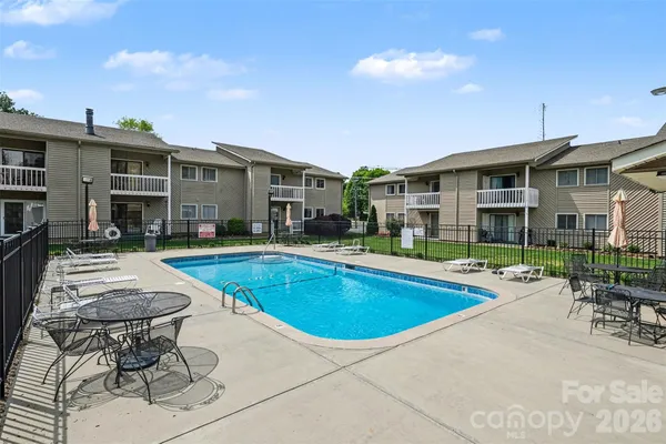 $189,900 | 140 Lake Concord Road Northeast, Unit D3, Concord, NC 28025