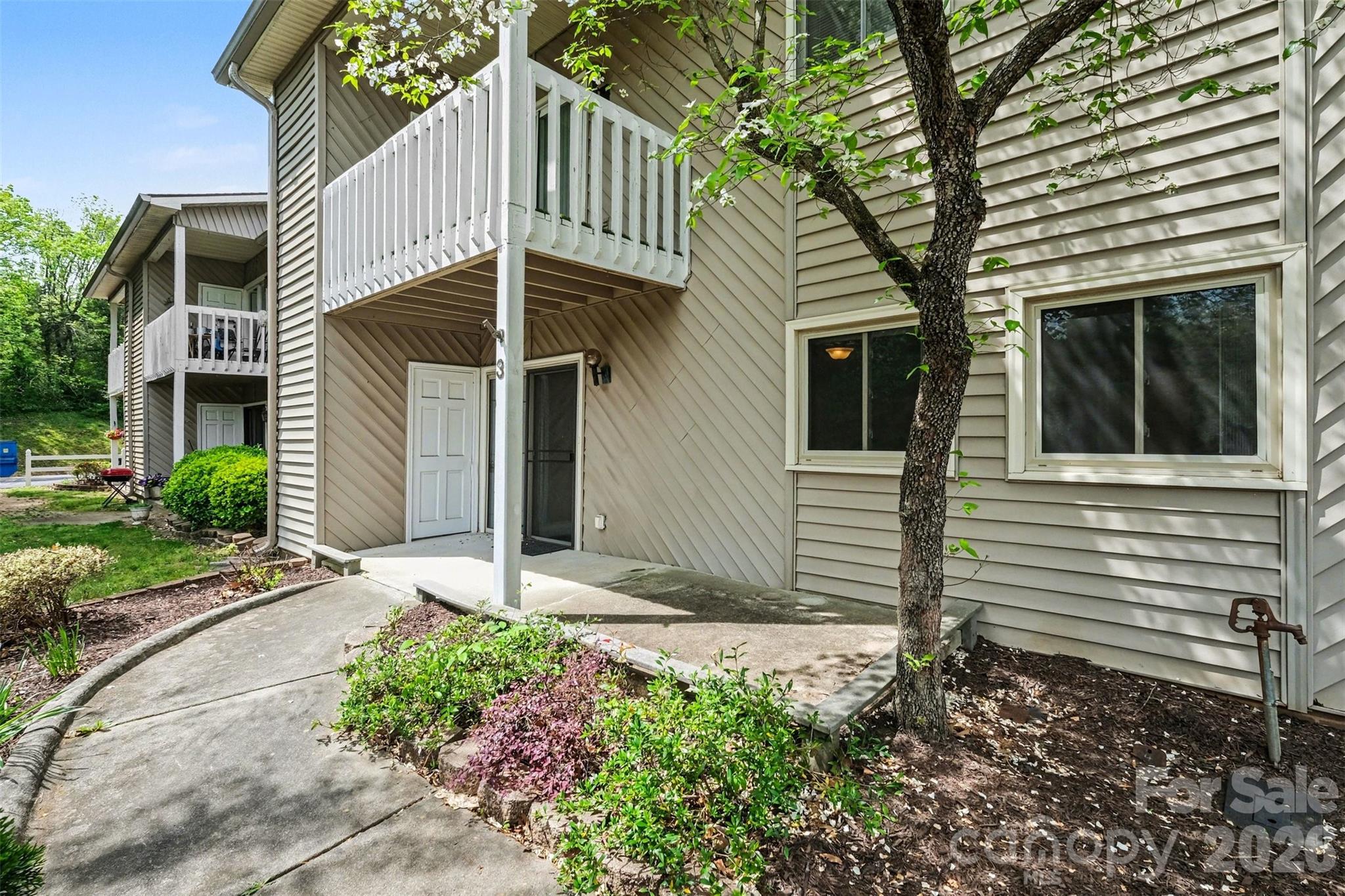 140 Lake Concord Road Northeast, Unit D3 Concord, NC 28025 - Photo 2 of 22