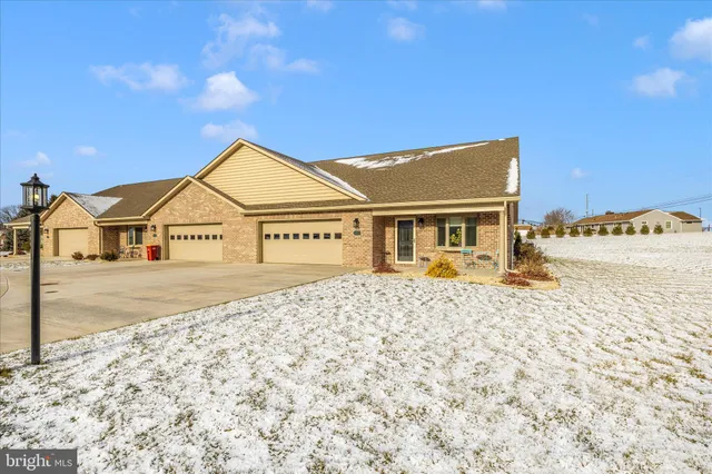 $434,900 | 13412 Marquise Drive, Hagerstown, MD 21742