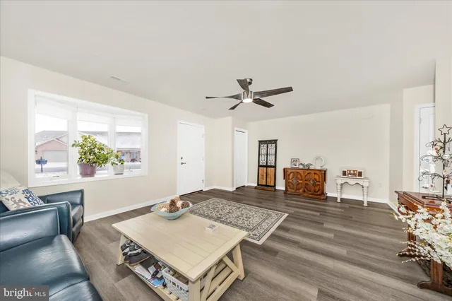 $434,900 | 13412 Marquise Drive, Hagerstown, MD 21742