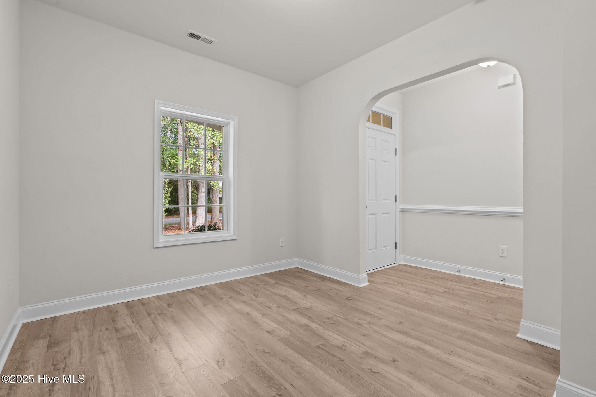21 Ridge Road Jackson Springs, NC 27281 - Photo 11 of 49 front flex room