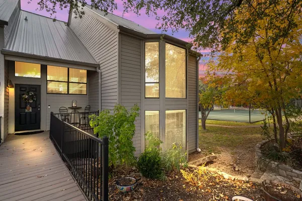 $399,900 | 143 World Of Tennis Square, Unit D143, Lakeway, TX 78738