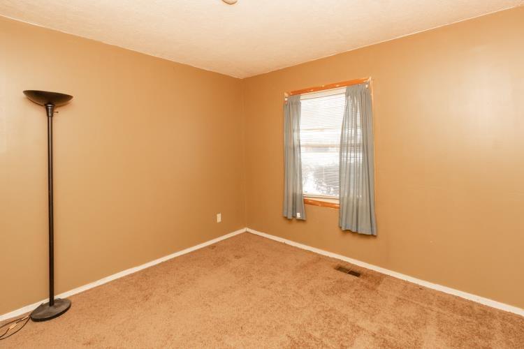 7527 Placing Road Indianapolis, IN 46226 - Photo 11 of 15 Gallery Image 11