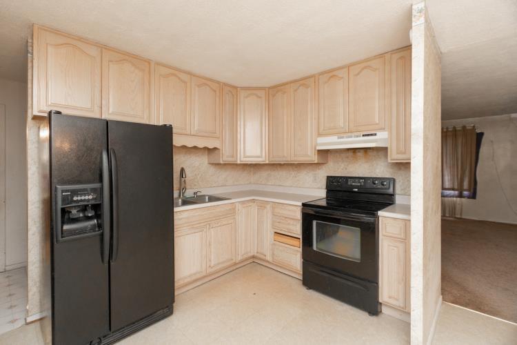 7527 Placing Road Indianapolis, IN 46226 - Photo 6 of 15 Gallery Image 6