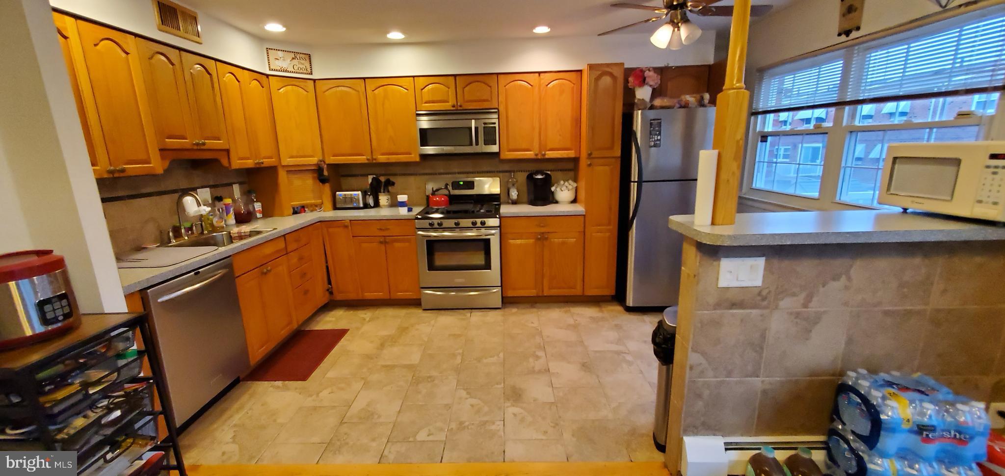 3469 Brookview Road Philadelphia, PA 19154 - Photo 13 of 33 Gallery Image 13