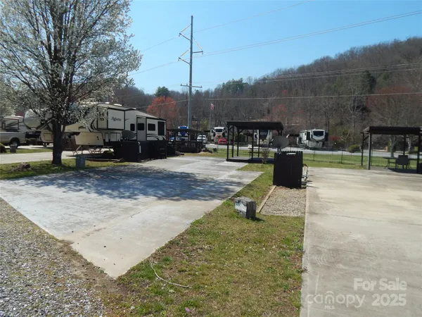 $40,000 | 50 Timberleaf Drive, Unit 8, Sylva, NC 28779