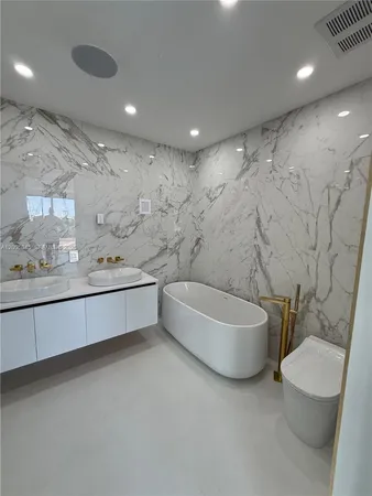 $14,000 | 3222 Northeast 7th Street, Unit 1, Pompano Beach, FL 33062