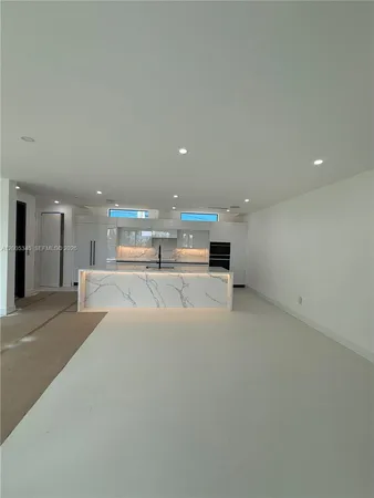 $14,000 | 3222 Northeast 7th Street, Unit 1, Pompano Beach, FL 33062