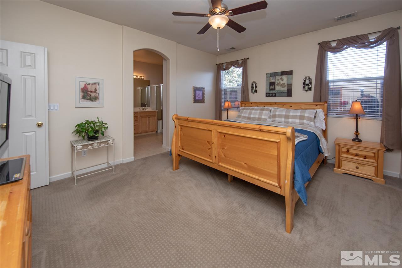 10406 Chadwell Drive Reno, NV 89521 - Photo 7 of 12 Photo 7