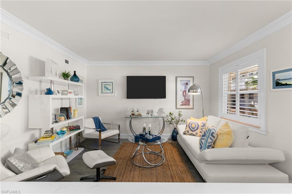 980 7th Avenue South, Unit 102 Naples, FL 34102 - Photo 2 of 41