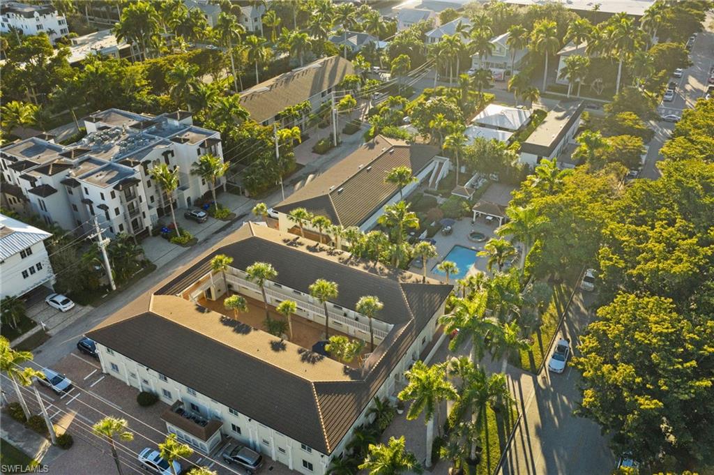 980 7th Avenue South, Unit 102 Naples, FL 34102 - Photo 32 of 41