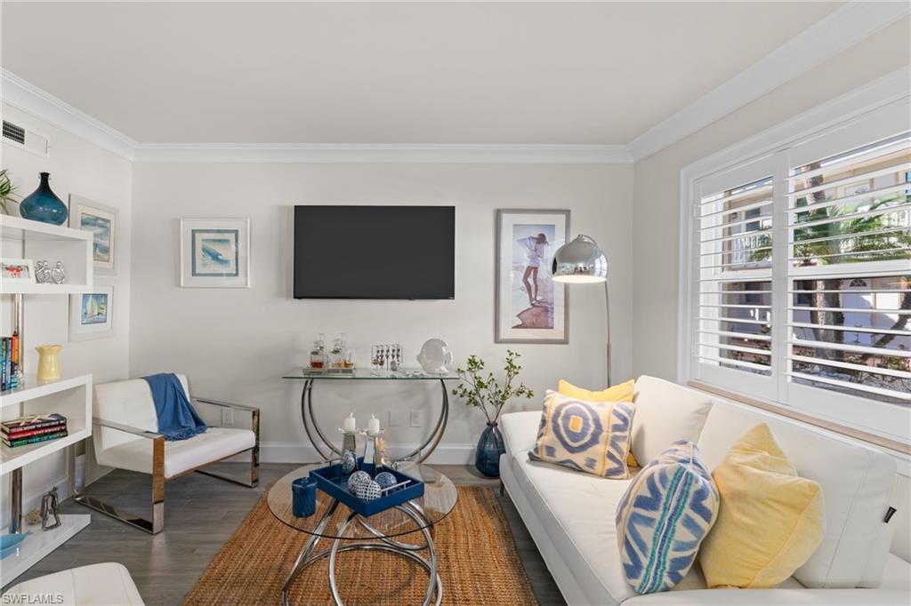 980 7th Avenue South, Unit 102 Naples, FL 34102 - Photo 7 of 41