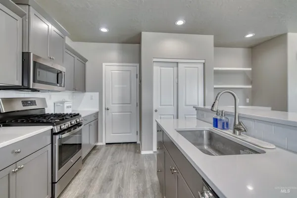 $424,900 | 1913 East Cave Falls Street, Unit ASHTON, Kuna, ID 83634