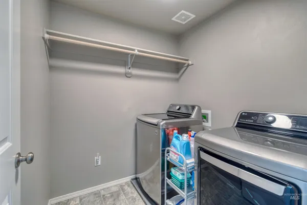 $424,900 | 1913 East Cave Falls Street, Unit ASHTON, Kuna, ID 83634