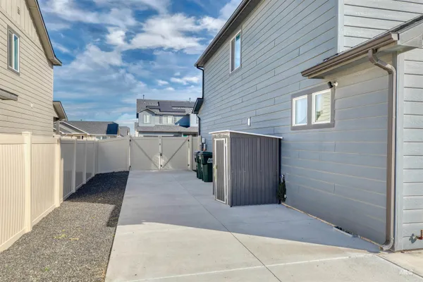 $424,900 | 1913 East Cave Falls Street, Unit ASHTON, Kuna, ID 83634