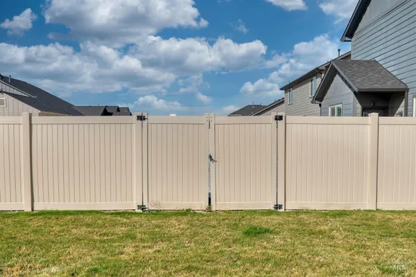 $424,900 | 1913 East Cave Falls Street, Unit ASHTON, Kuna, ID 83634