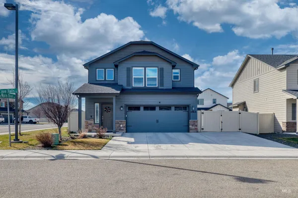 $424,900 | 1913 East Cave Falls Street, Unit ASHTON, Kuna, ID 83634