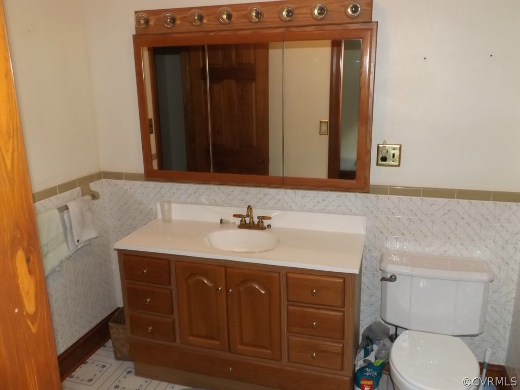 2599 Maidens Road Powhatan, VA 23139 - Photo 12 of 15 Gallery Image 12