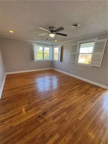 $1,800 | 408 Severn Avenue, Unit B, Metairie, LA 70001