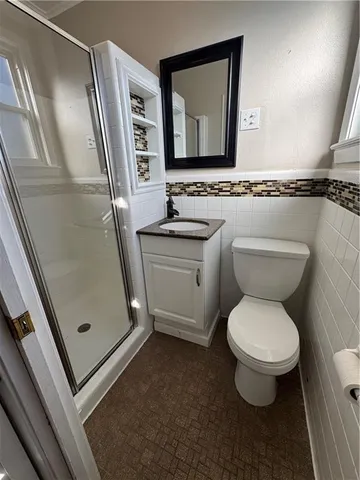 $1,800 | 408 Severn Avenue, Unit B, Metairie, LA 70001