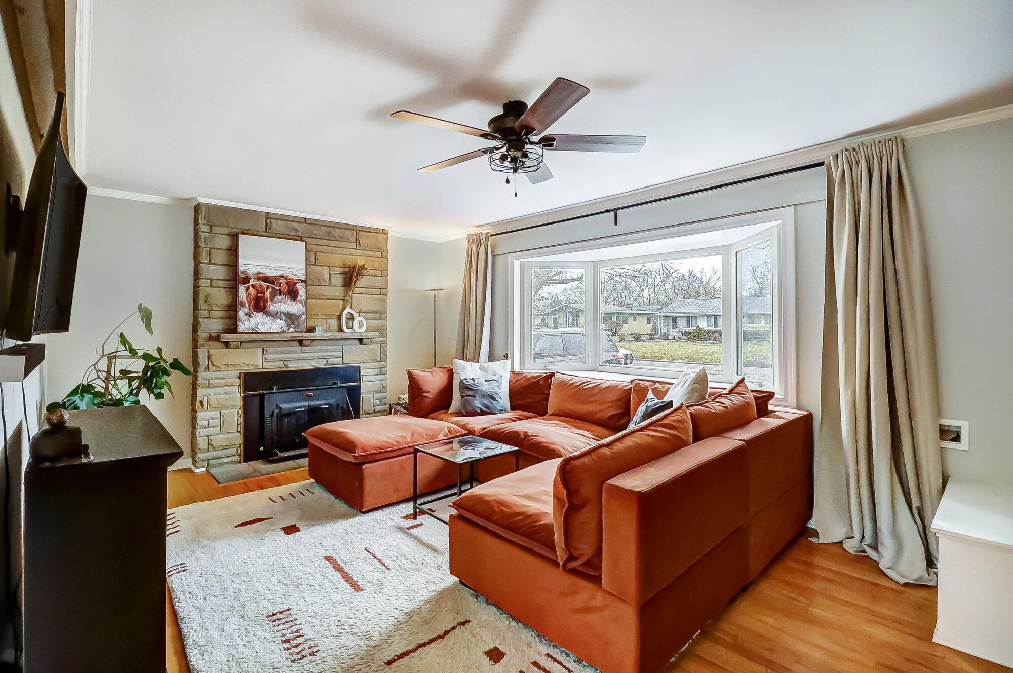 2340 Cranford Road Columbus, OH 43221 - Photo 6 of 39 006