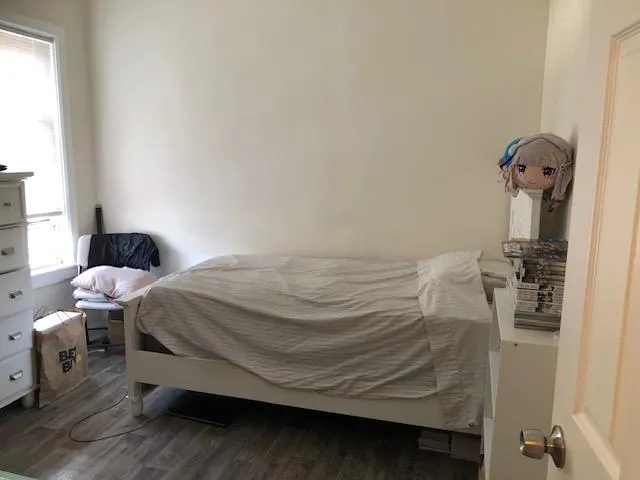 $879,000 | 74-03 Myrtle Avenue | Glendale