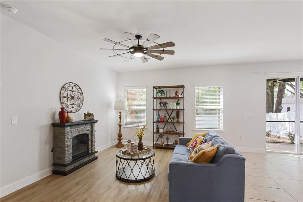 420 Spring Pond Lane Mount Dora, FL 32757 - Photo 8 of 31