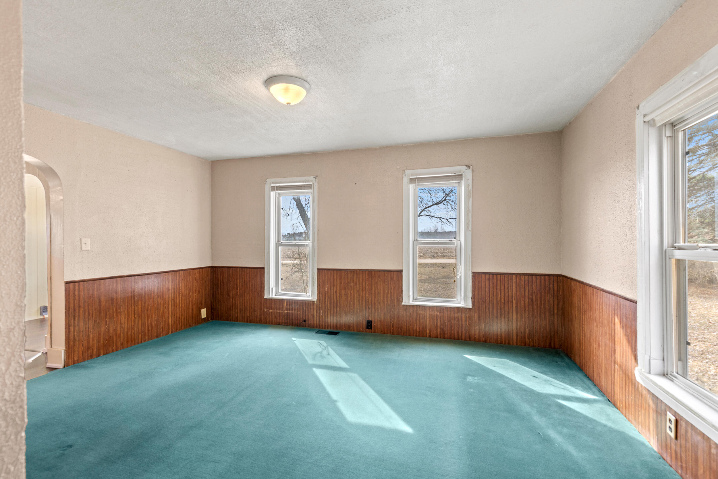 19200 West Kimball Road Pierson, MI 49339 - Photo 20 of 43 Living Room