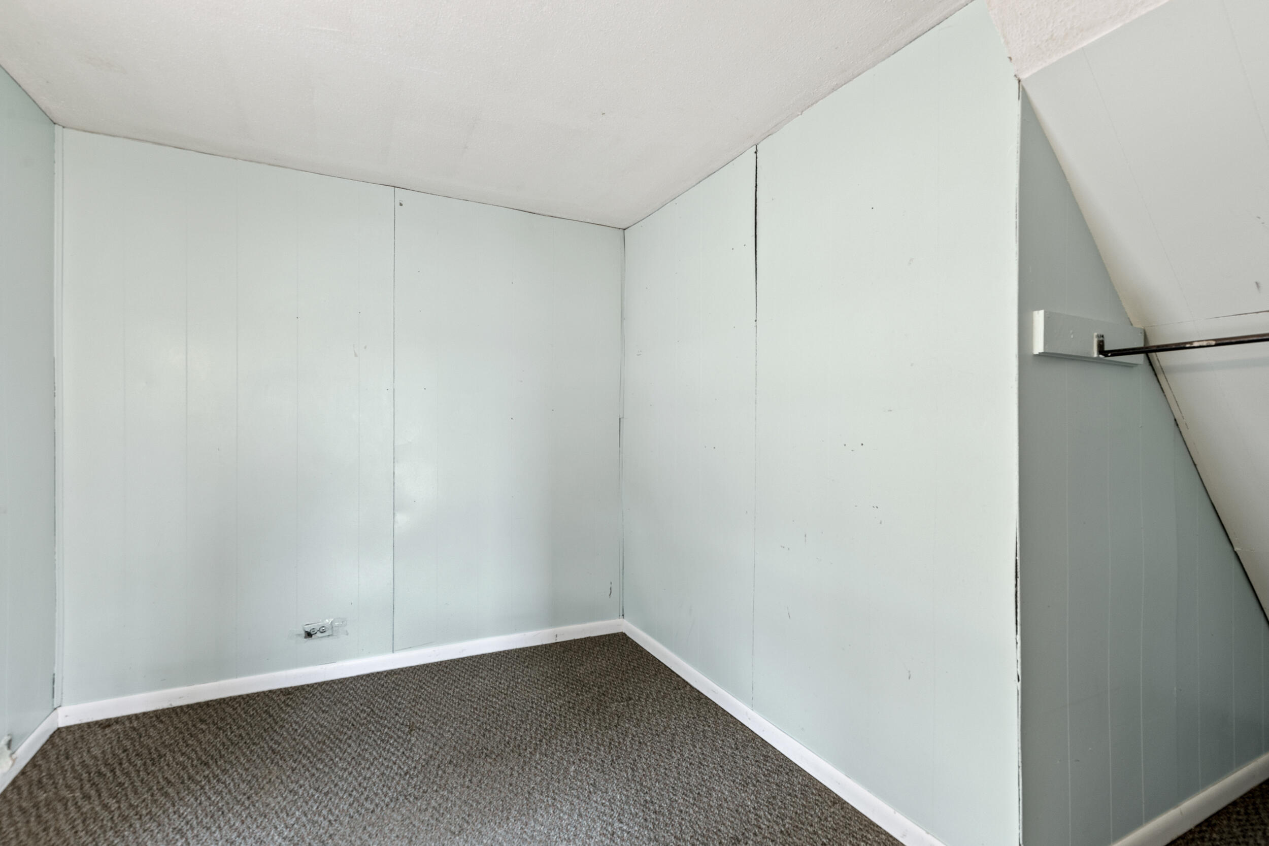 19200 West Kimball Road Pierson, MI 49339 - Photo 21 of 43 Main level Bedroom