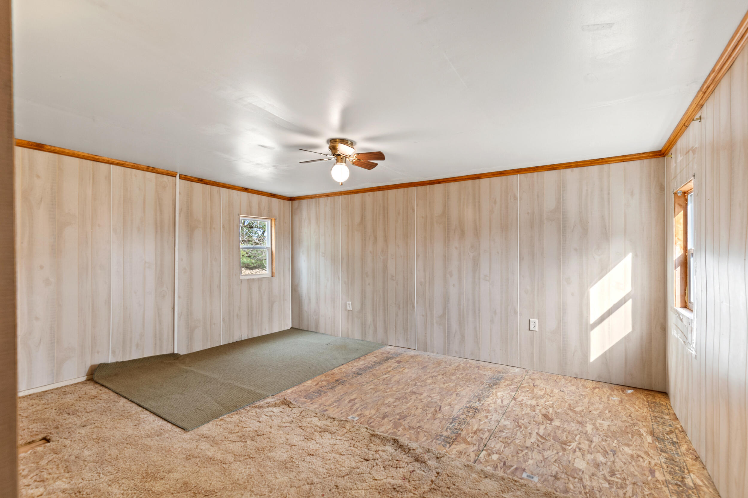 19200 West Kimball Road Pierson, MI 49339 - Photo 24 of 43 Primary Bedroom