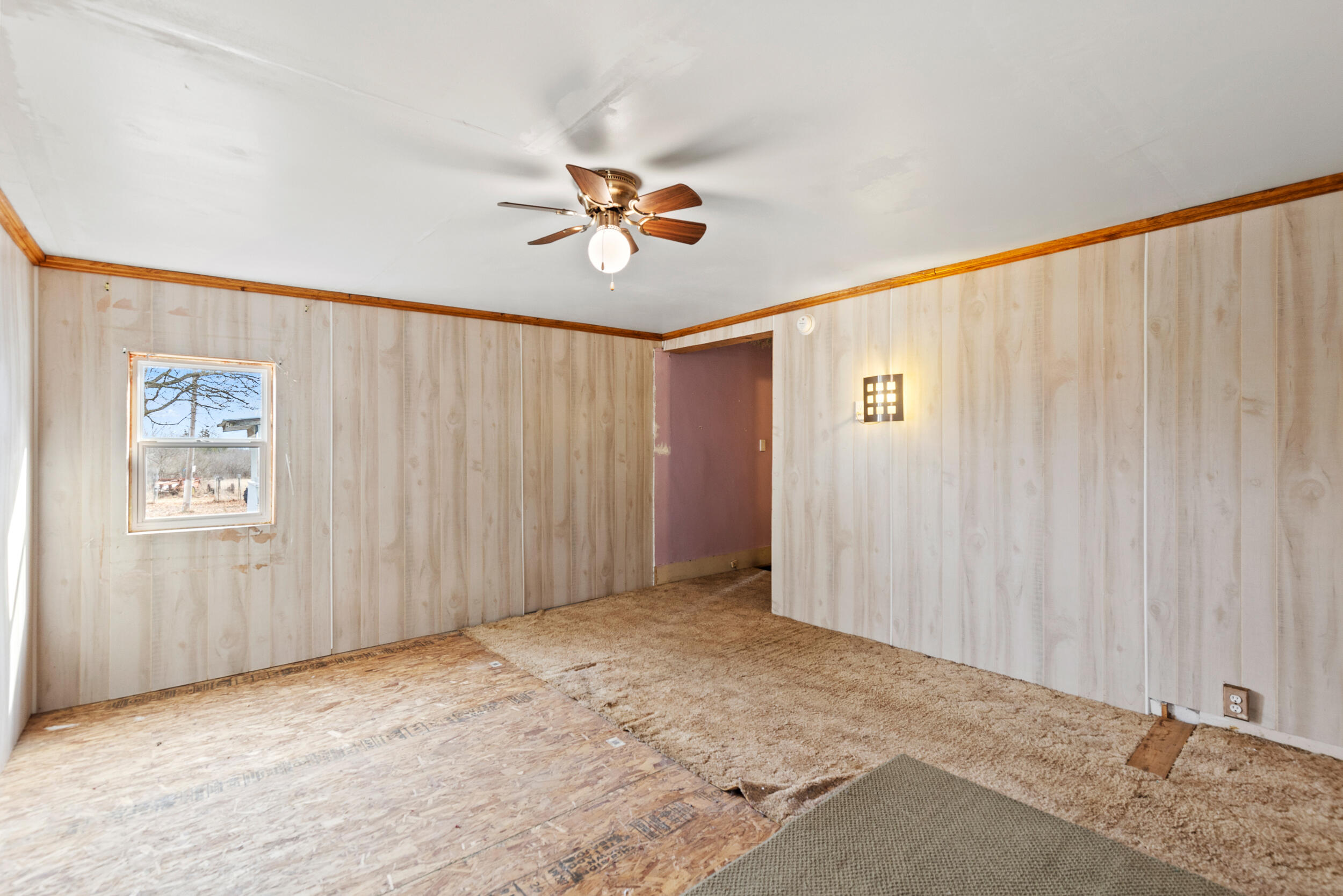 19200 West Kimball Road Pierson, MI 49339 - Photo 25 of 43 Primary Bedroom