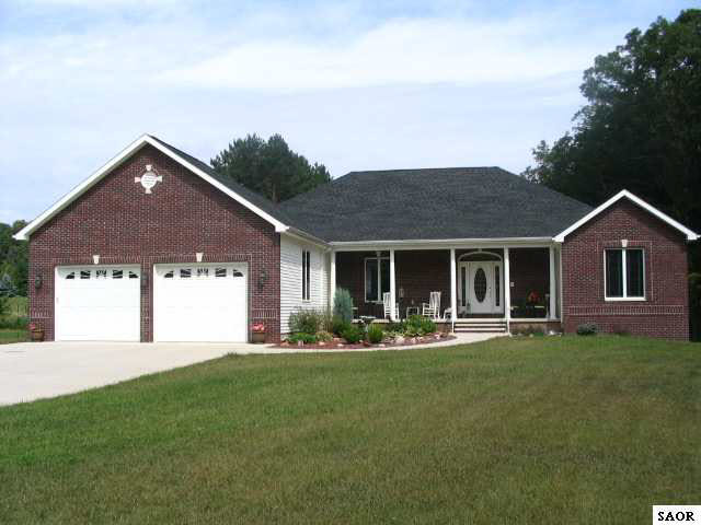 2177 Hibbard Road Owosso, MI 48867 - Photo 1 of 9 47221.JPG