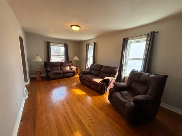$154,900 | 105 Arnold Avenue North, Thief River Falls, MN 56701