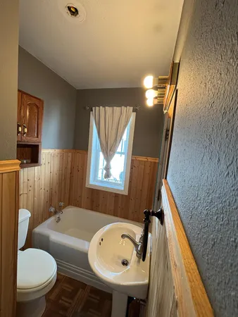 $154,900 | 105 Arnold Avenue North, Thief River Falls, MN 56701