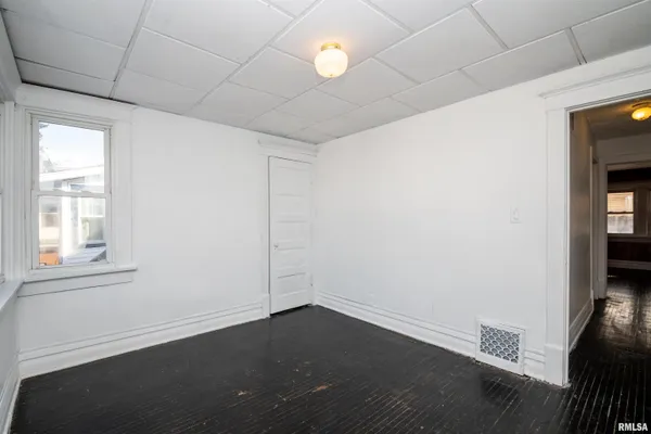 $90,000 | 1713 West Barker Avenue, Peoria, IL 61606